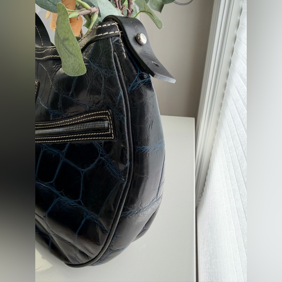 Vintage Dooney & Bourke Alto Croc Embossed Leather Zip Satchel Shoulder Bag✨ - Picture 4 of 9
